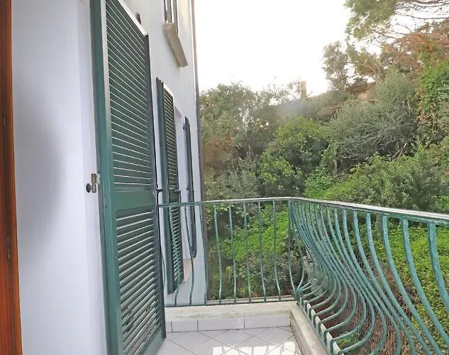 Le Residenze Di Padule 01